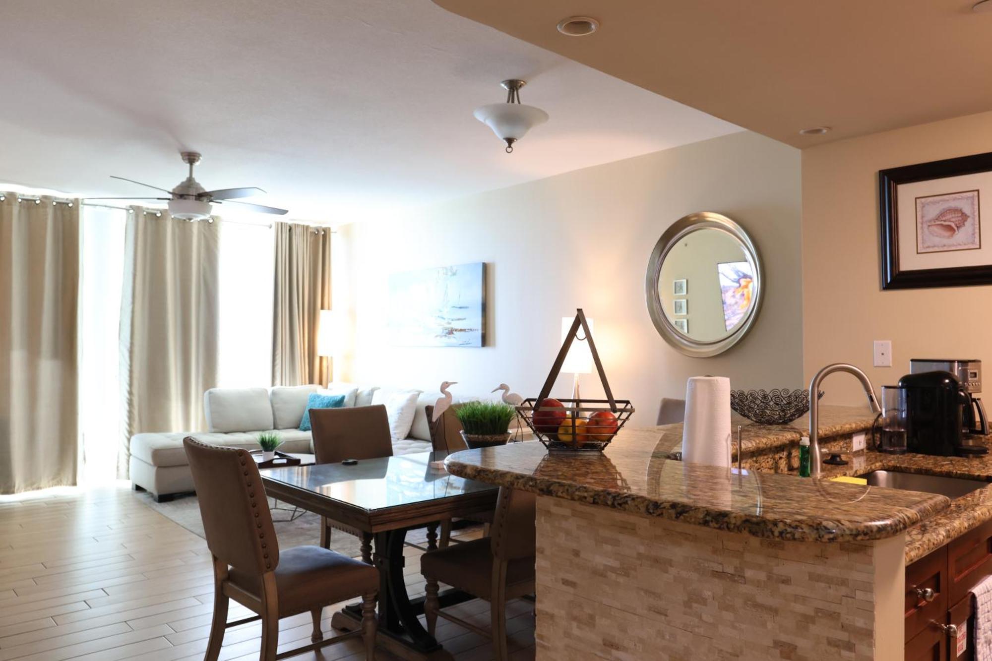 פנמה סיטי ביץ' Aqua 1504 Beachfront Condo With Free Beach Chairs מראה חיצוני תמונה